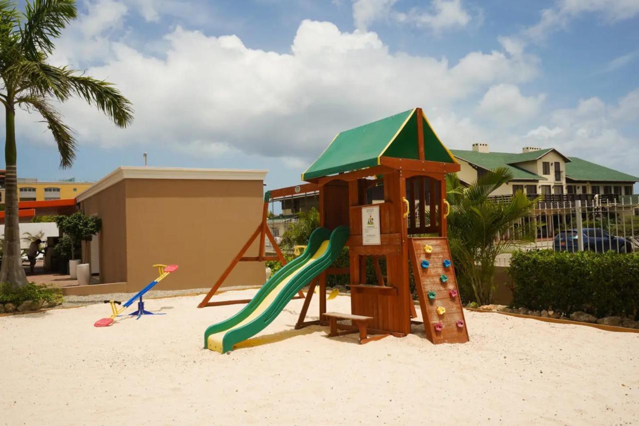 Luxury Apartment In Eagle Beach Levent Palm Beach Exterior photo