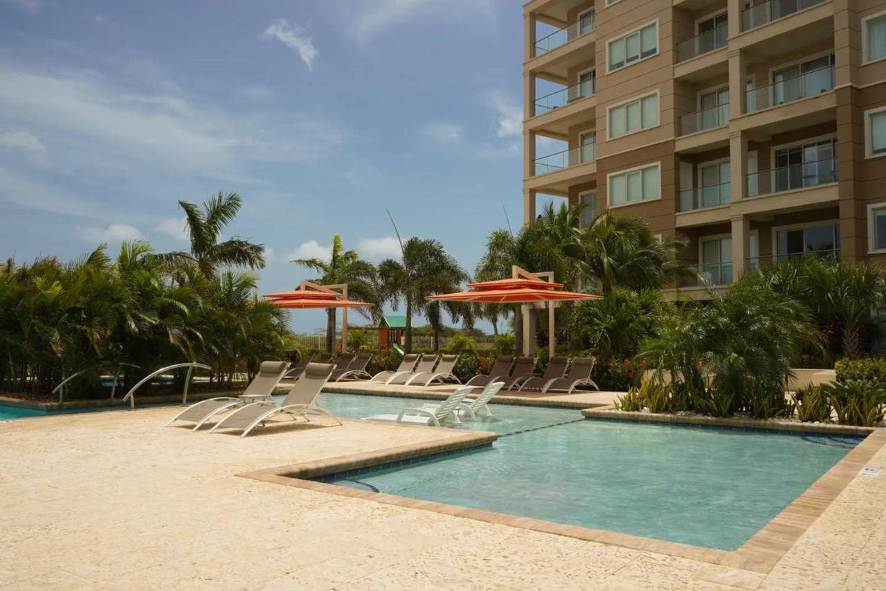 Luxury Apartment In Eagle Beach Levent Palm Beach Exterior photo