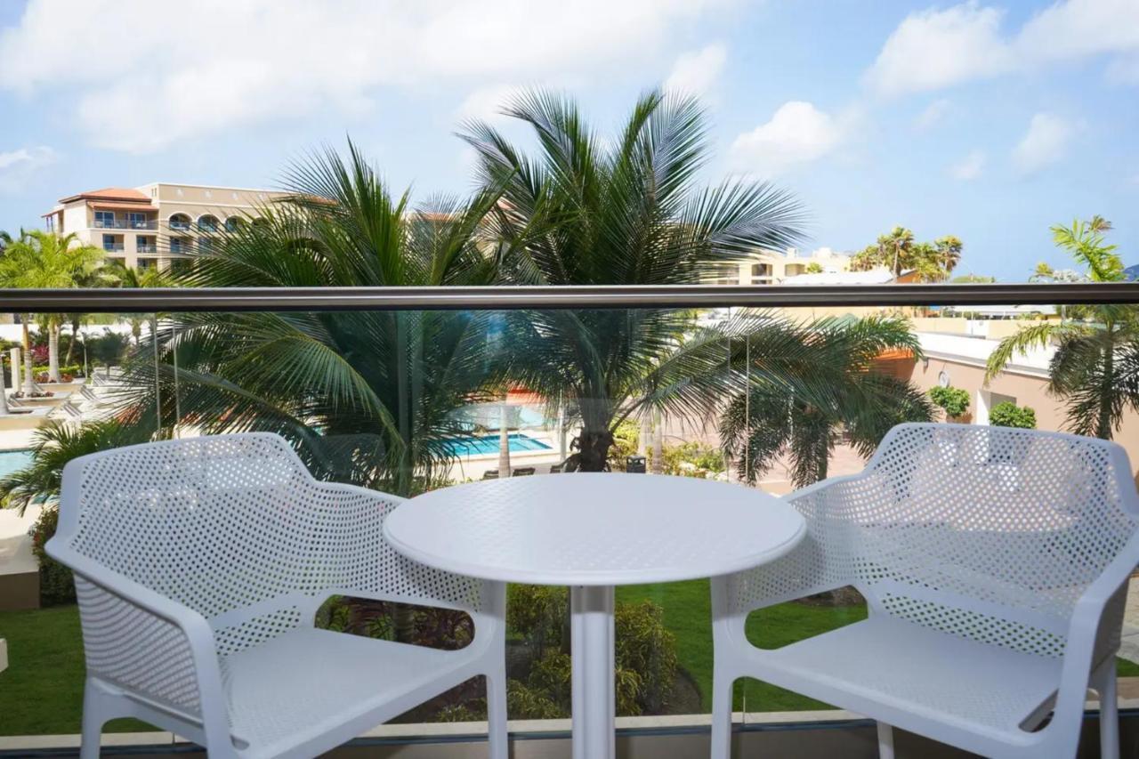 Luxury Apartment In Eagle Beach Levent Palm Beach Exterior photo