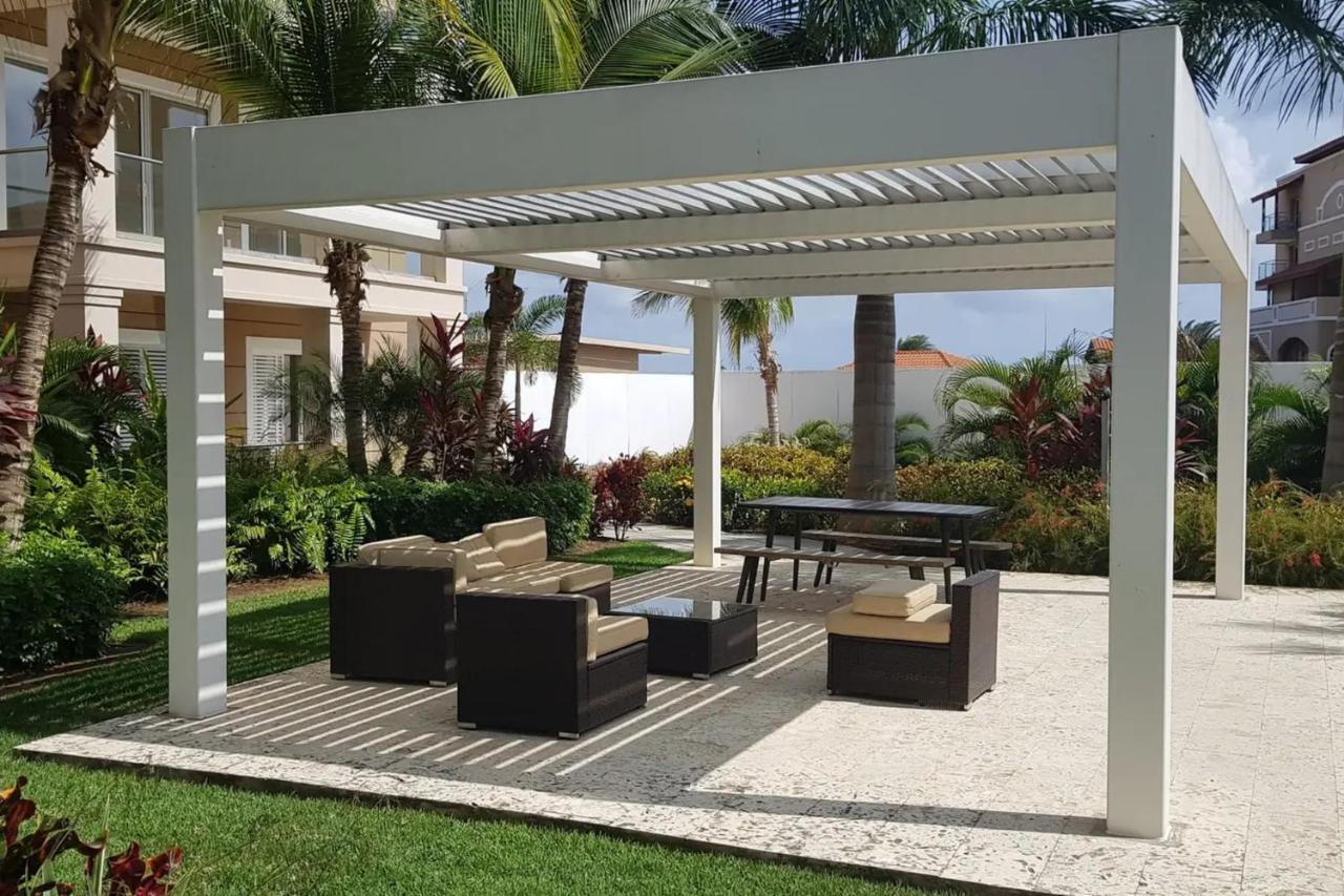 Luxury Apartment In Eagle Beach Levent Palm Beach Exterior photo