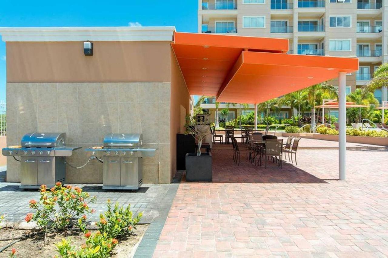 Luxury Apartment In Eagle Beach Levent Palm Beach Exterior photo